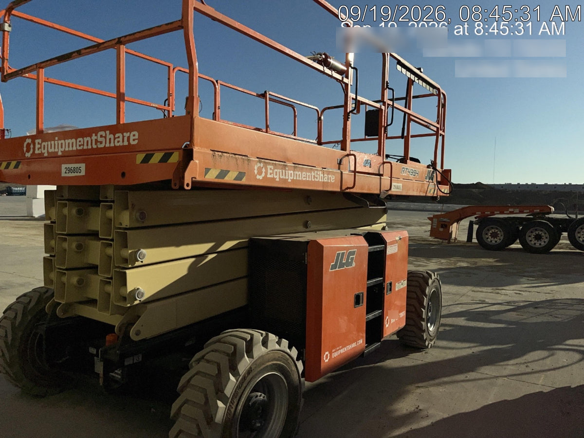 2023 JLG RT4394