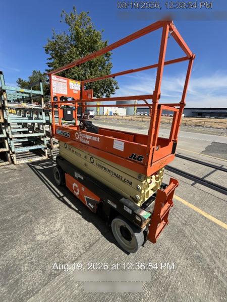 2022 JLG ES2632