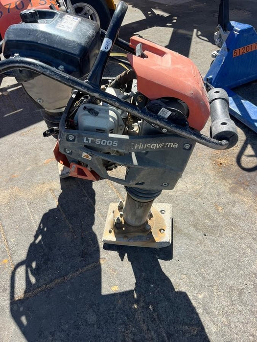 2024 HUSQVARNA LT5005