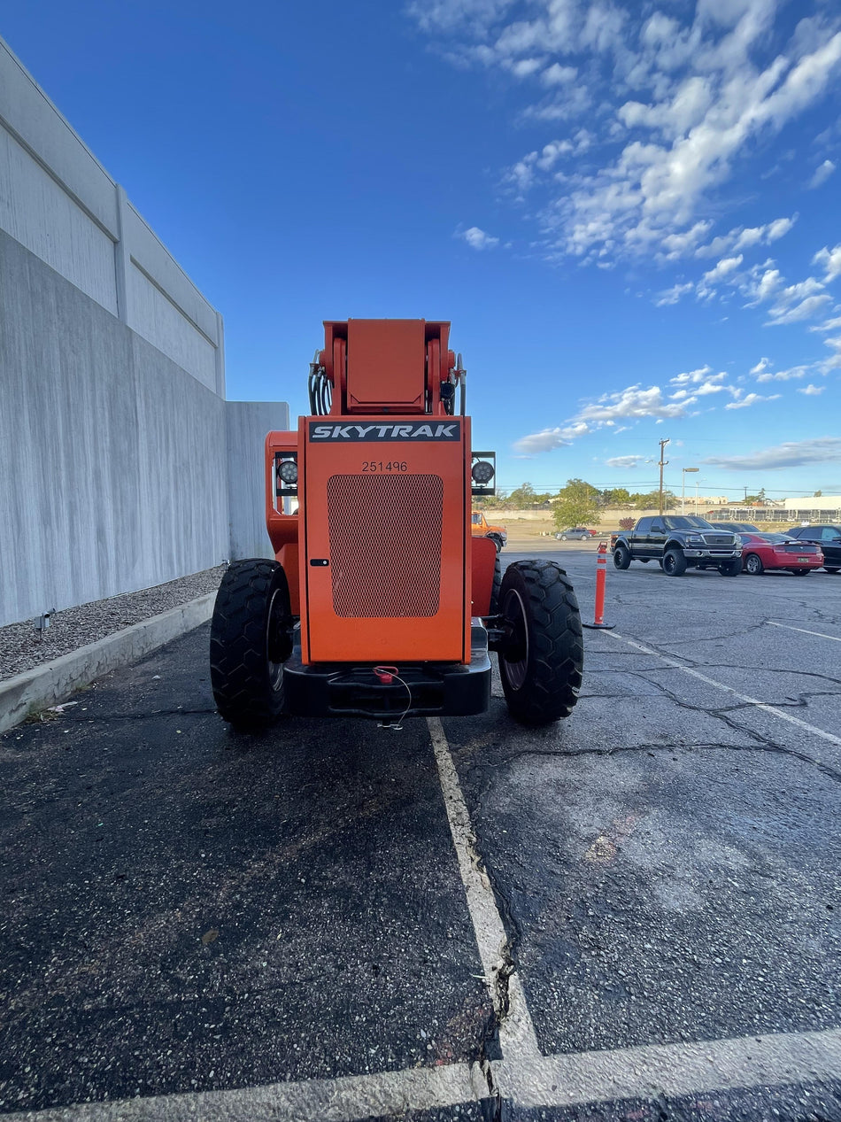 2022 SKYTRAK 8042