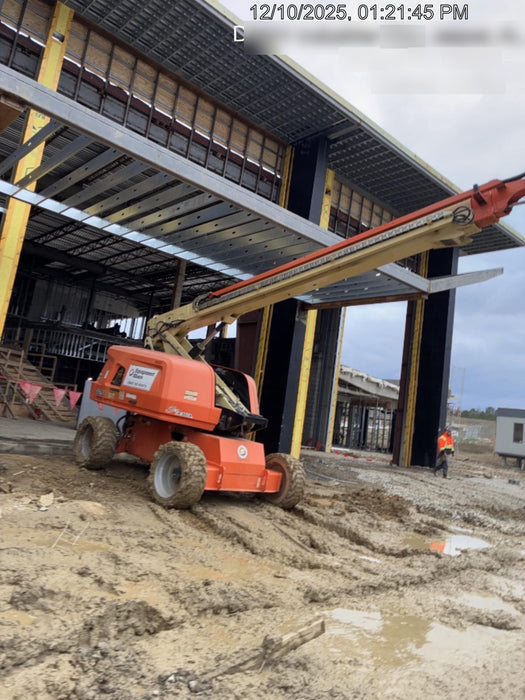 2019 JLG 660SJ