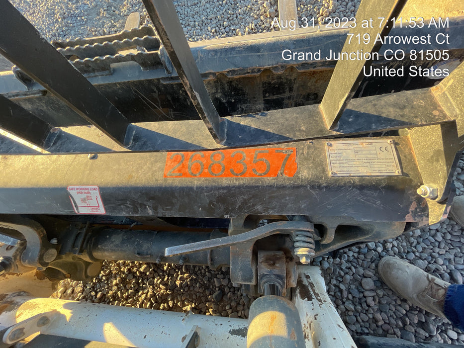 2022 DIGGA 48" Pallet Forks - Digga