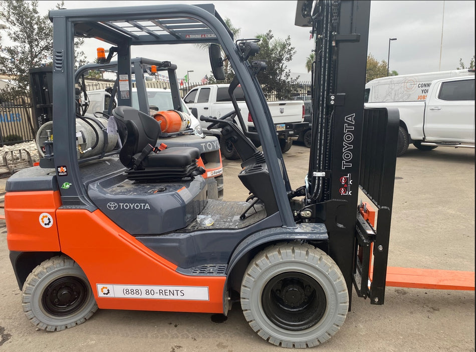 2022 TOYOTA 50-8FGU25