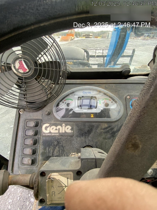 2019 Genie GTH-1056 Cab/Heat/AC, Solid RT Tires, LED Work Lights, Beacon 60" QA Carriage, 60" Forks