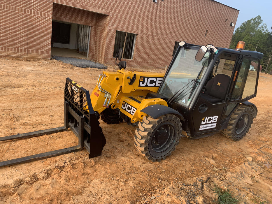 2020 JCB 505-20TC Cab/Heat/Air, Solid Tires, Work Lights, Beacon, Aux Hydraulics, Back up Alarm, ES Decals