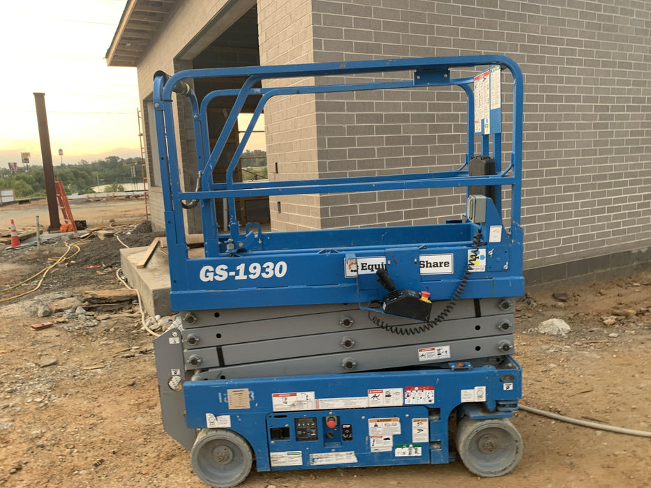 2018 Genie GS-1930 Genie GS-1930 Scissor Lift w/Standard Options