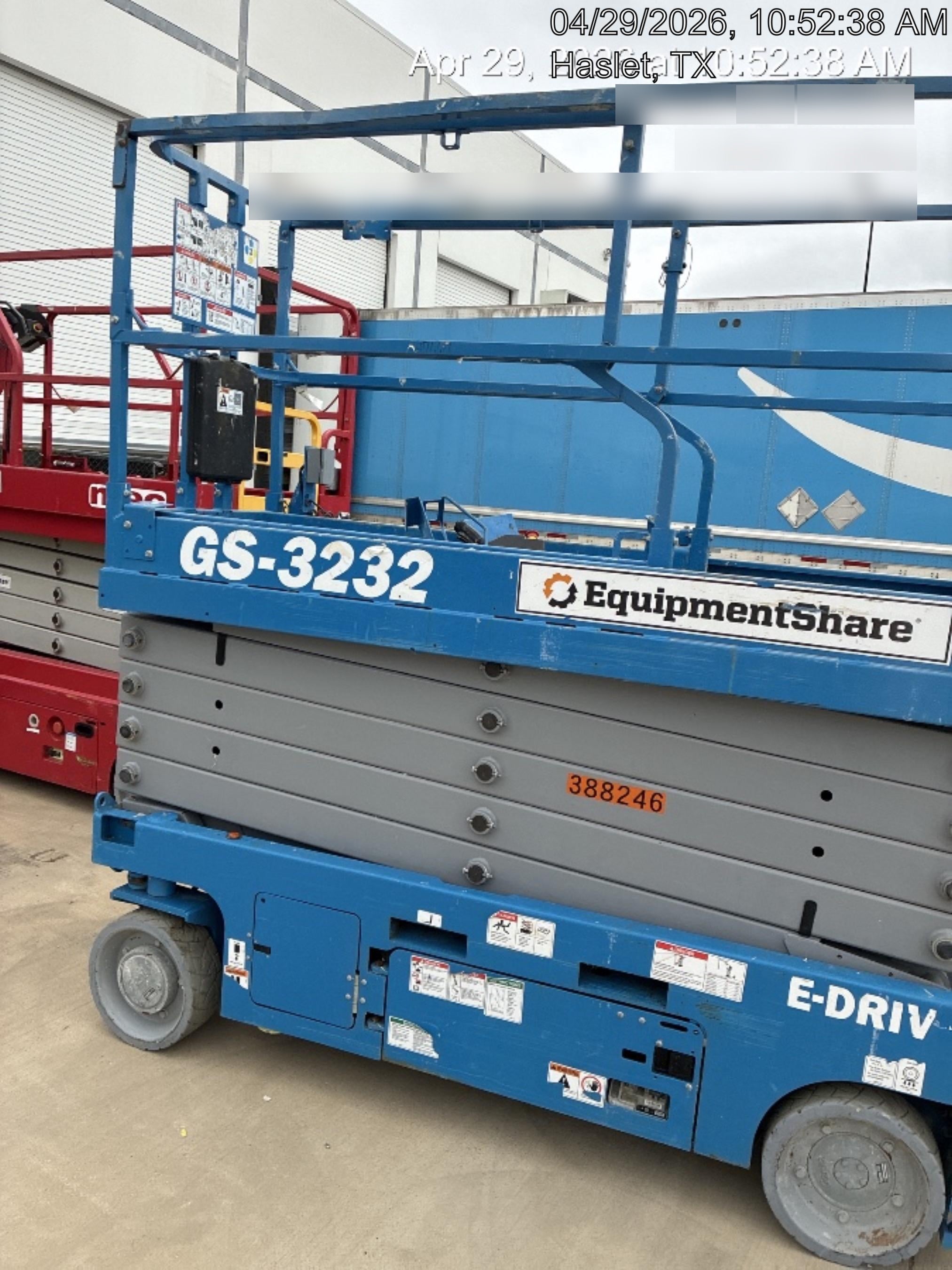 2024 GENIE GS-3232