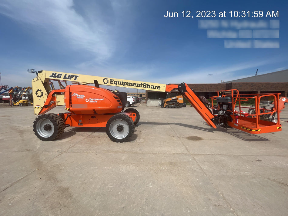 2023 JLG 600AJ