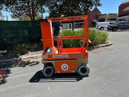 2024 JLG 1230ES