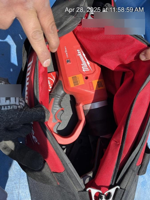 2021 MILWAUKEE 2776-21