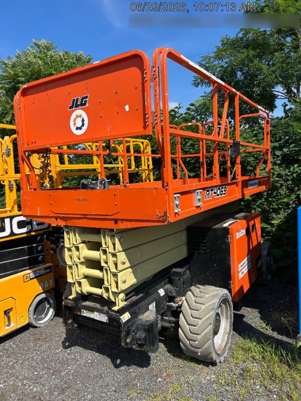 2021 JLG RT4069