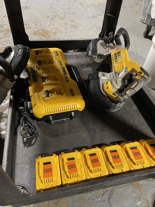 2022 DEWALT DCS374P2