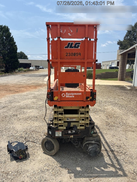2022 JLG ES1932