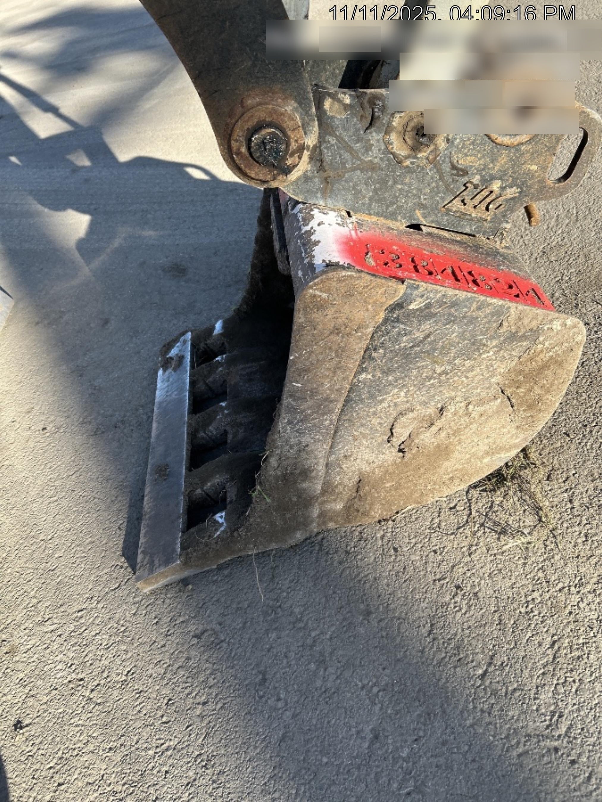 2023 TAG MANUFACTURING 24" HD QCB27 Bucket