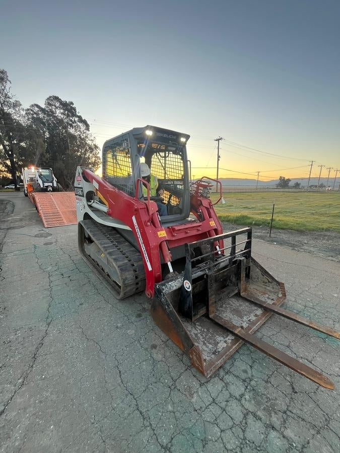 2020 ARROW MATERIAL HANDLING 60" Pallet Forks - Arrow