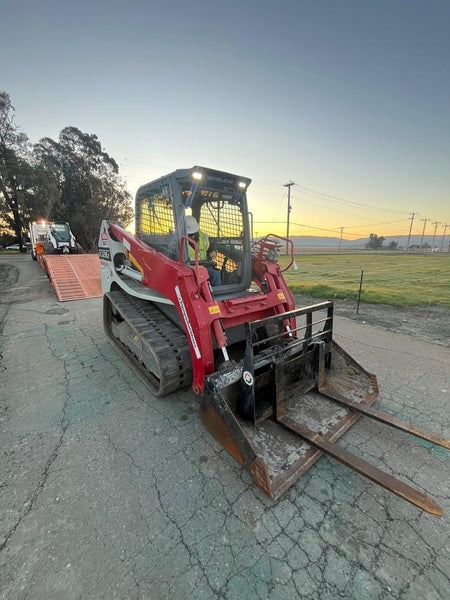 2020 ARROW MATERIAL HANDLING 60" Pallet Forks - Arrow