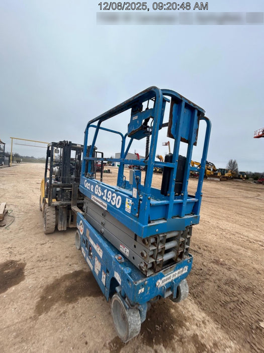 2018 Genie GS-1930 Genie GS-1930 w/Fixed Rail, Chain Entry