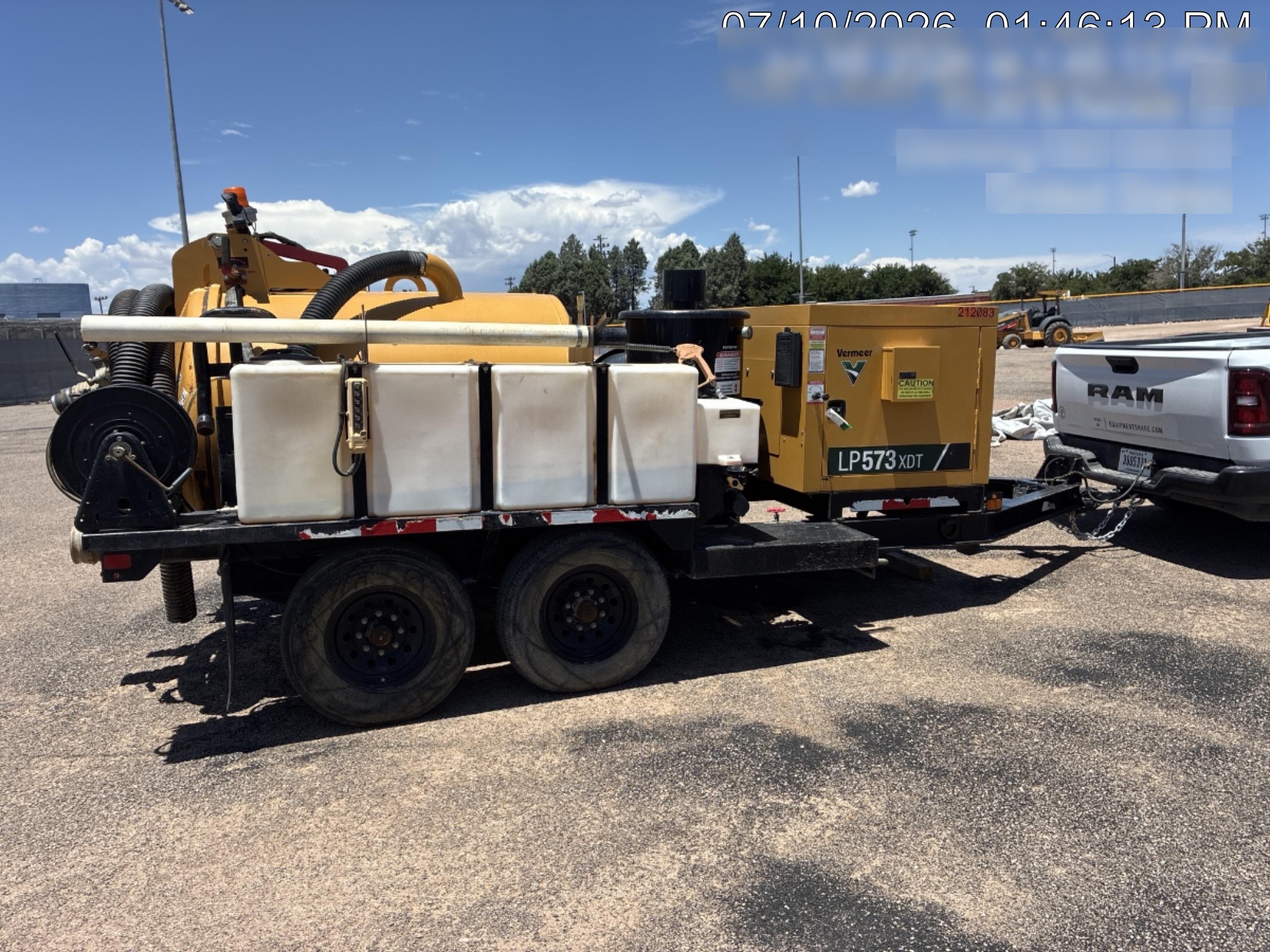 2022 VAC-TRON LP573XDT