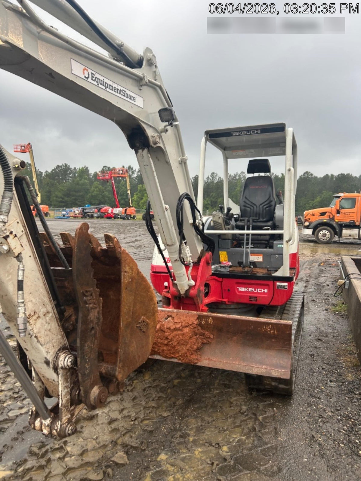 2022 TAKEUCHI TB250-2R