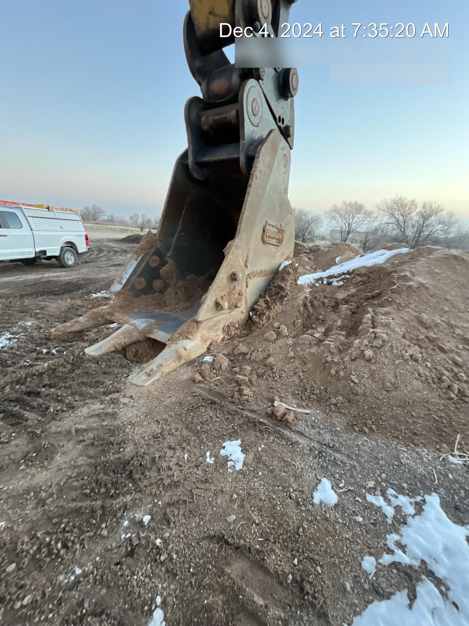 2020 DOOSAN 24" Bucket-Doosan