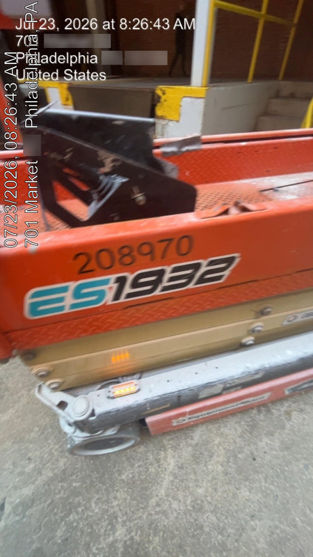 2022 JLG ES1932