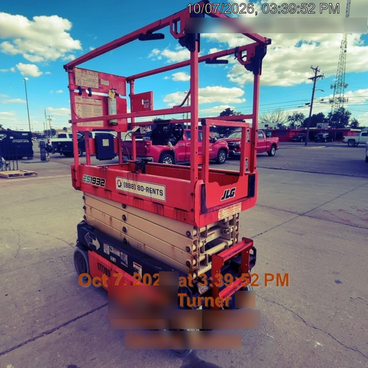 2021 JLG ES1932