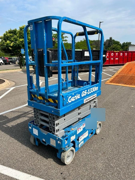 2021 GENIE GS-1330m