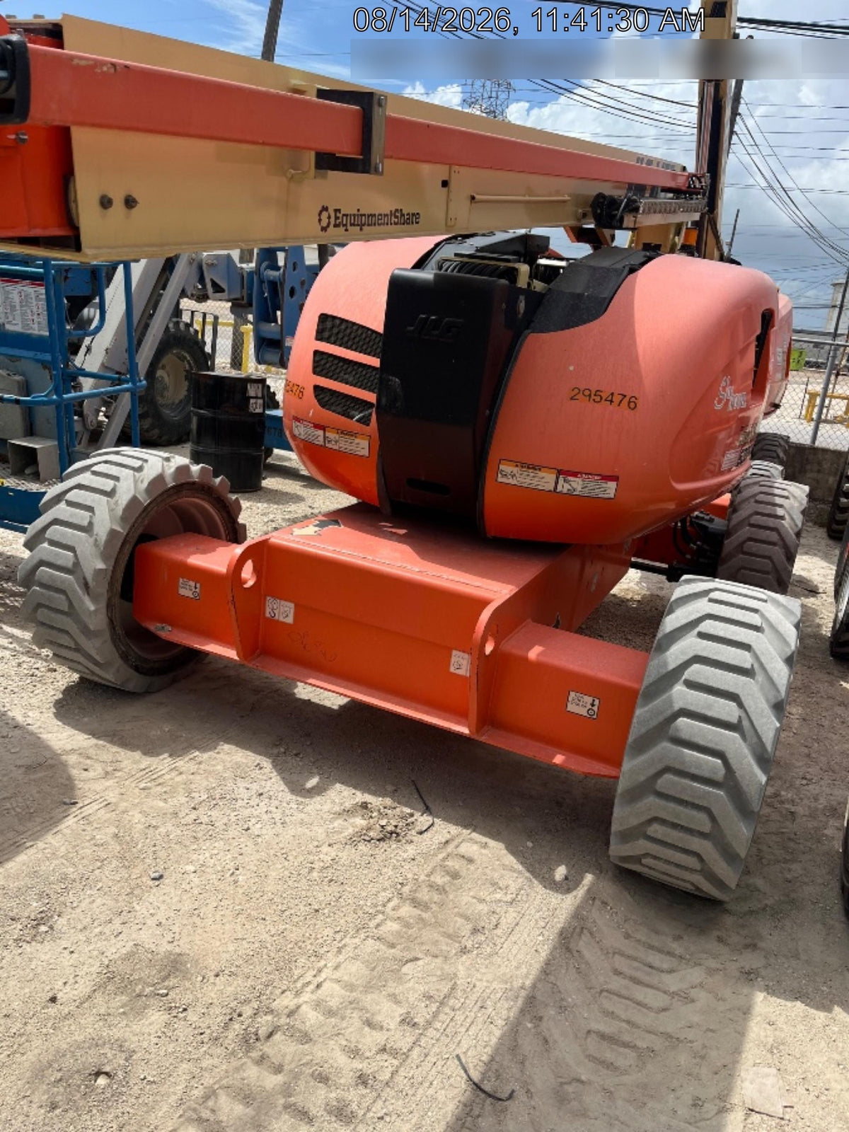 2023 JLG 600AJ