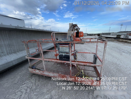2023 JLG 860SJ