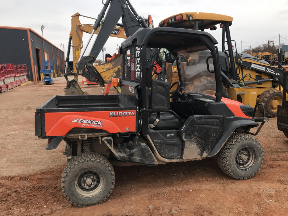 2019 Kubota RTV-XG850WL-H 4wd Utility Cart, Gas, 2 Seat, LED Strobe, Windshield Tempered Glass, Plastic Canopy, Wire Harness Kit, Backup Alarm