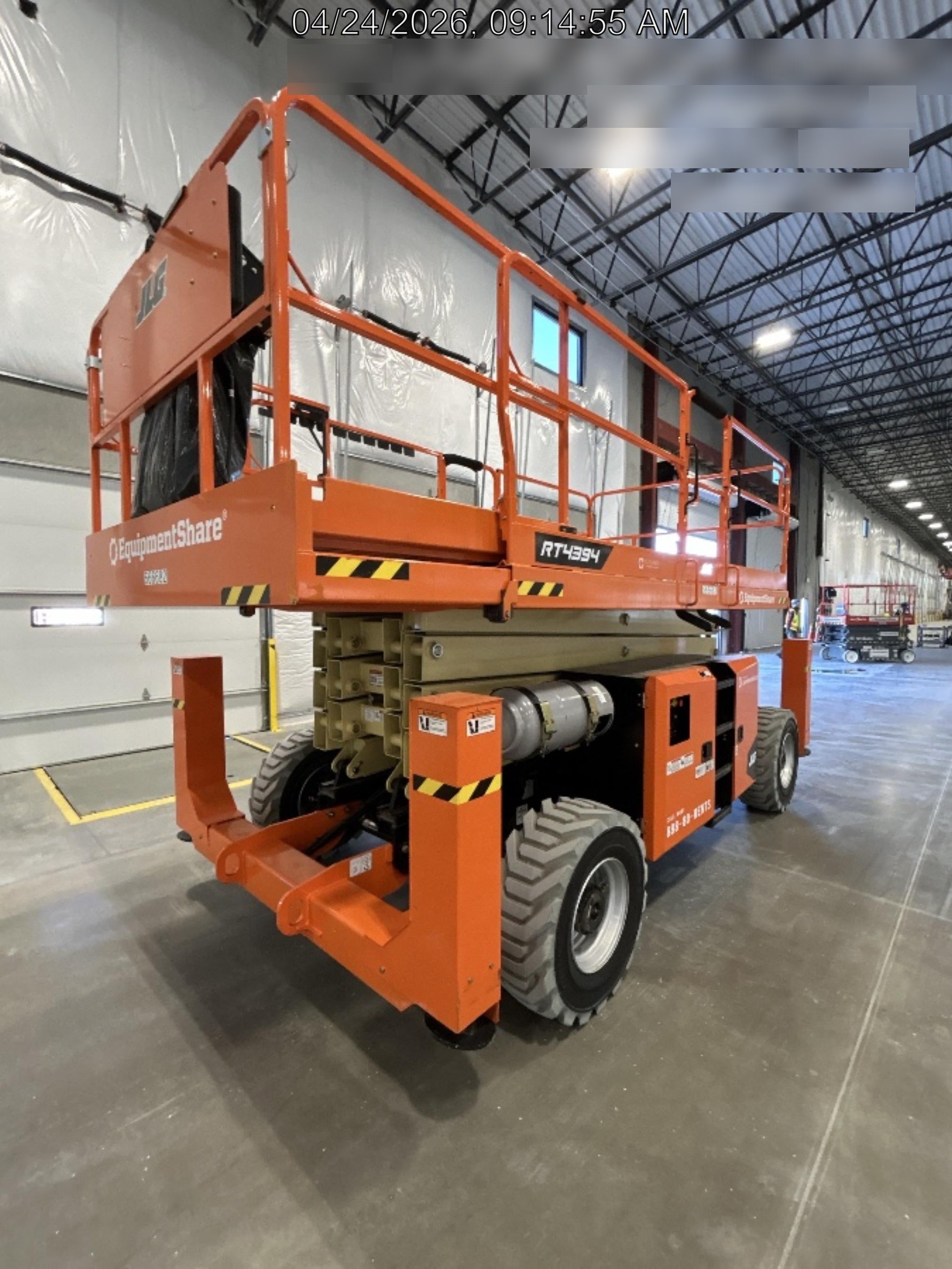 2025 JLG RT4394