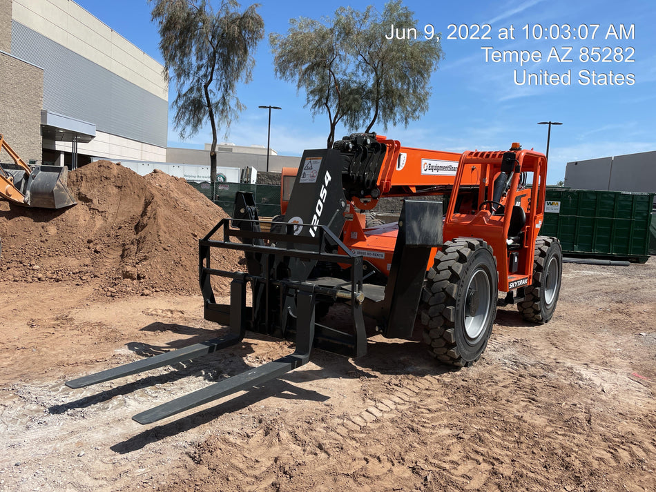 2022 SKYTRAK 12054