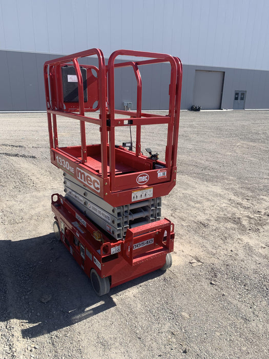 2020 MEC 1330SE Solid NM Tires, Steel Swing out Doors, LCS, Beacon, 900W Invertor