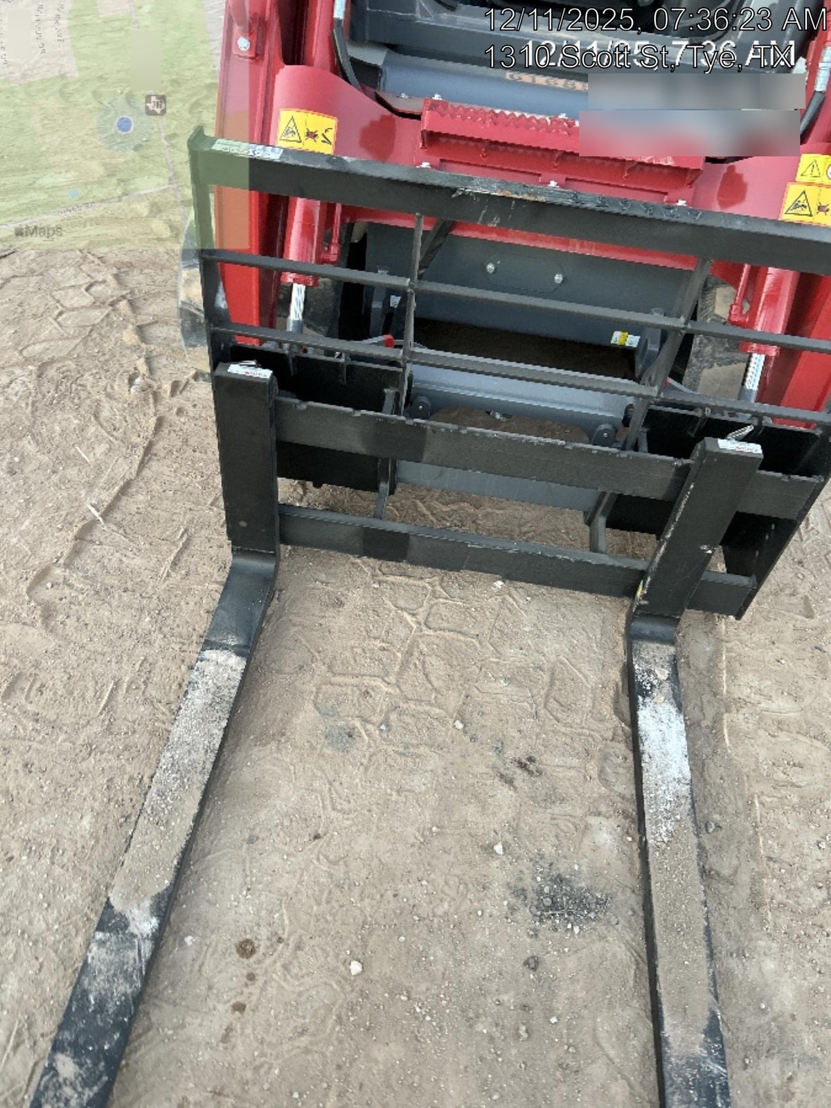 2025 ARROW MATERIAL HANDLING 48" Pallet Forks - Arrow