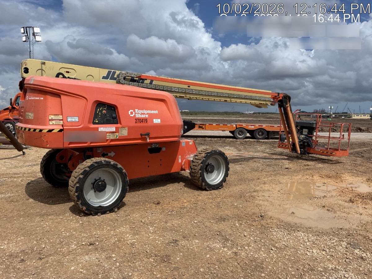 2022 JLG 660SJ
