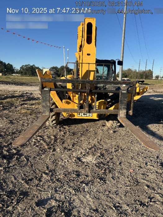 2019 JCB 512-56 74 HP w/CAB/HVAC, Beacon, Aux Hydraulics, Worklights, Solid Tires w/60" Carriage/Forks