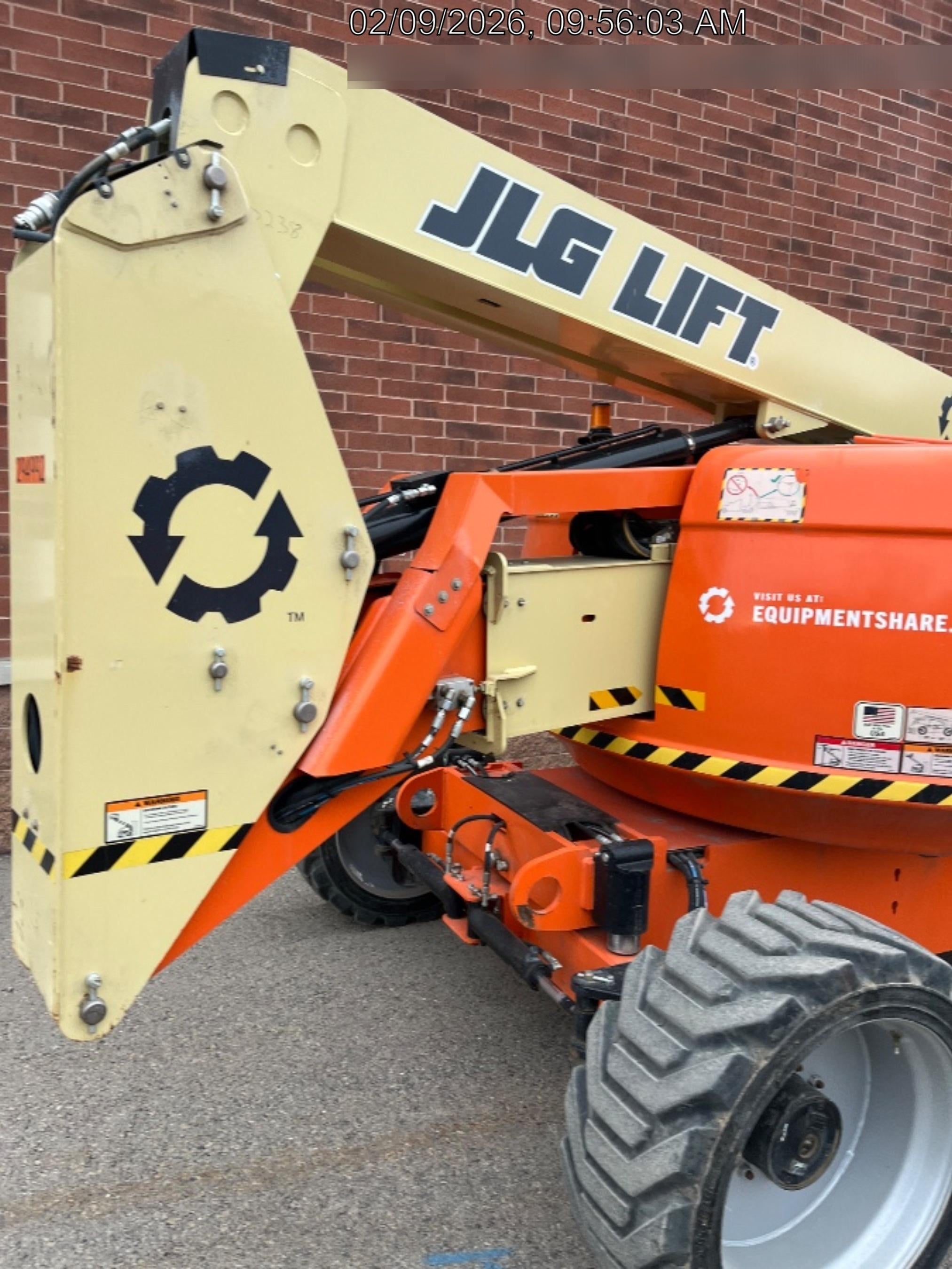 2023 JLG 600AJ