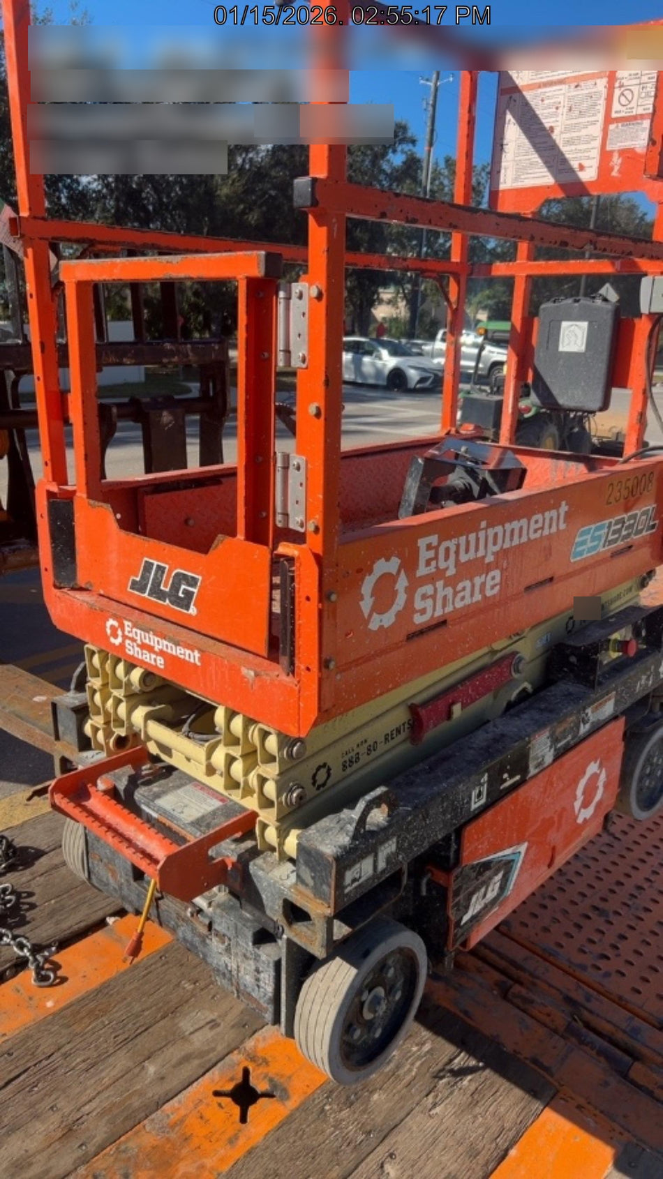 2022 JLG ES1330L