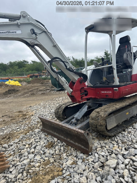 2022 TAKEUCHI TB250-2R