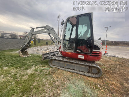 2022 TAKEUCHI TB250-2CR