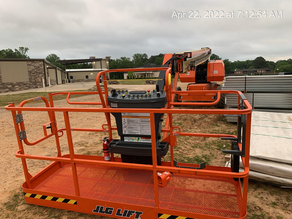 2022 JLG 860SJ