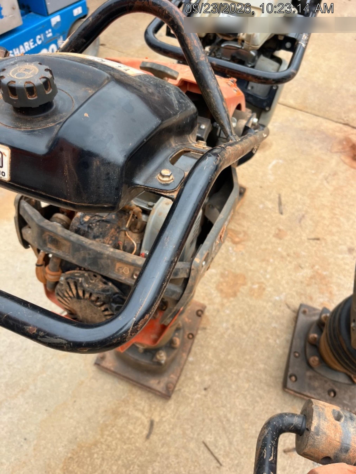 2025 HUSQVARNA LT6005