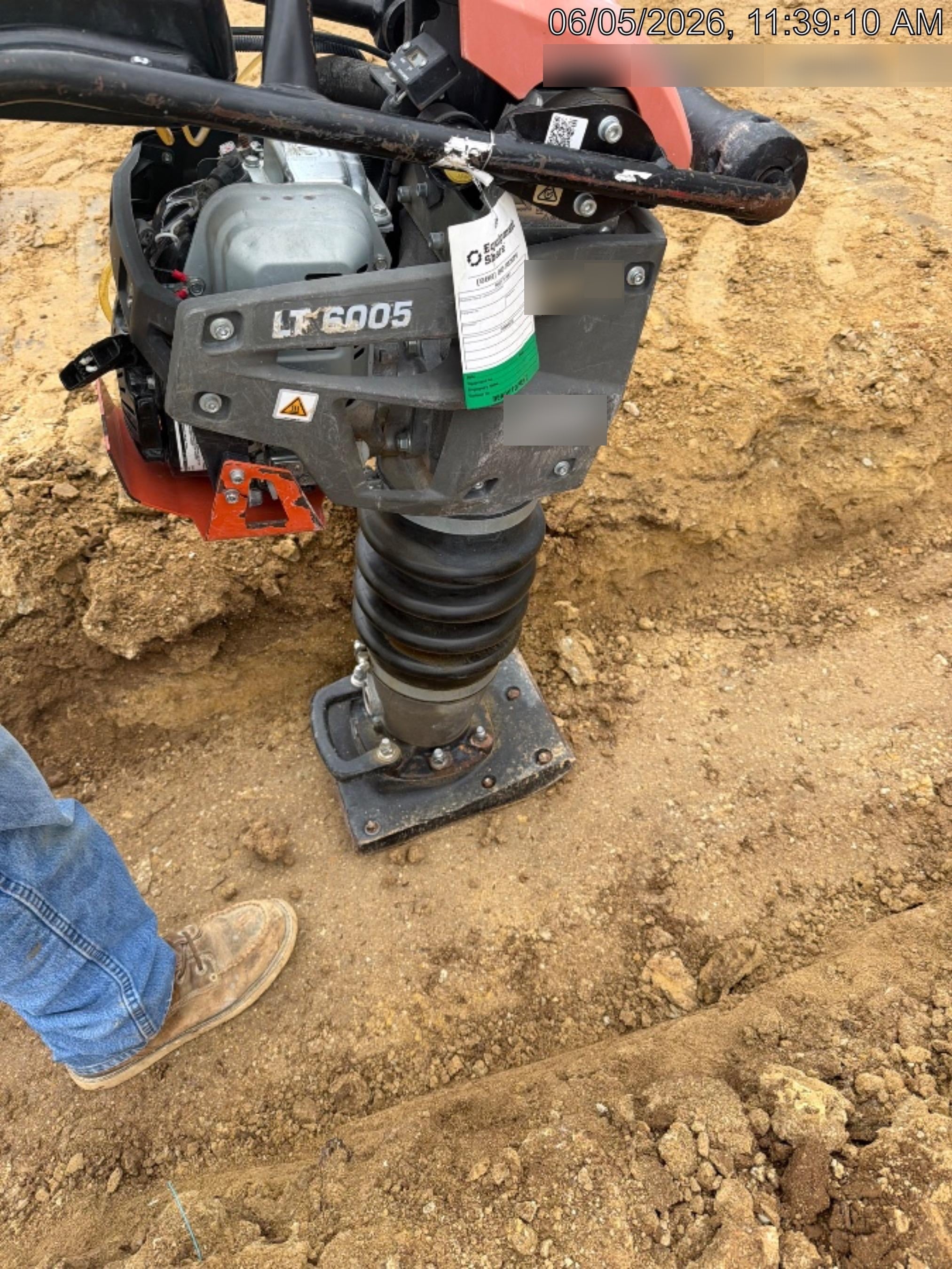 2024 HUSQVARNA LT6005