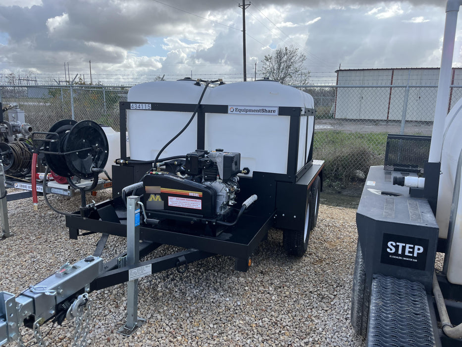 2024 MI-T-M CW-3004-0MKD / AW-9000-0003