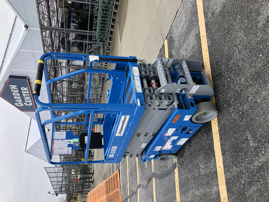 2019 Genie GS-1930 Fixed Rails with Chain Entry