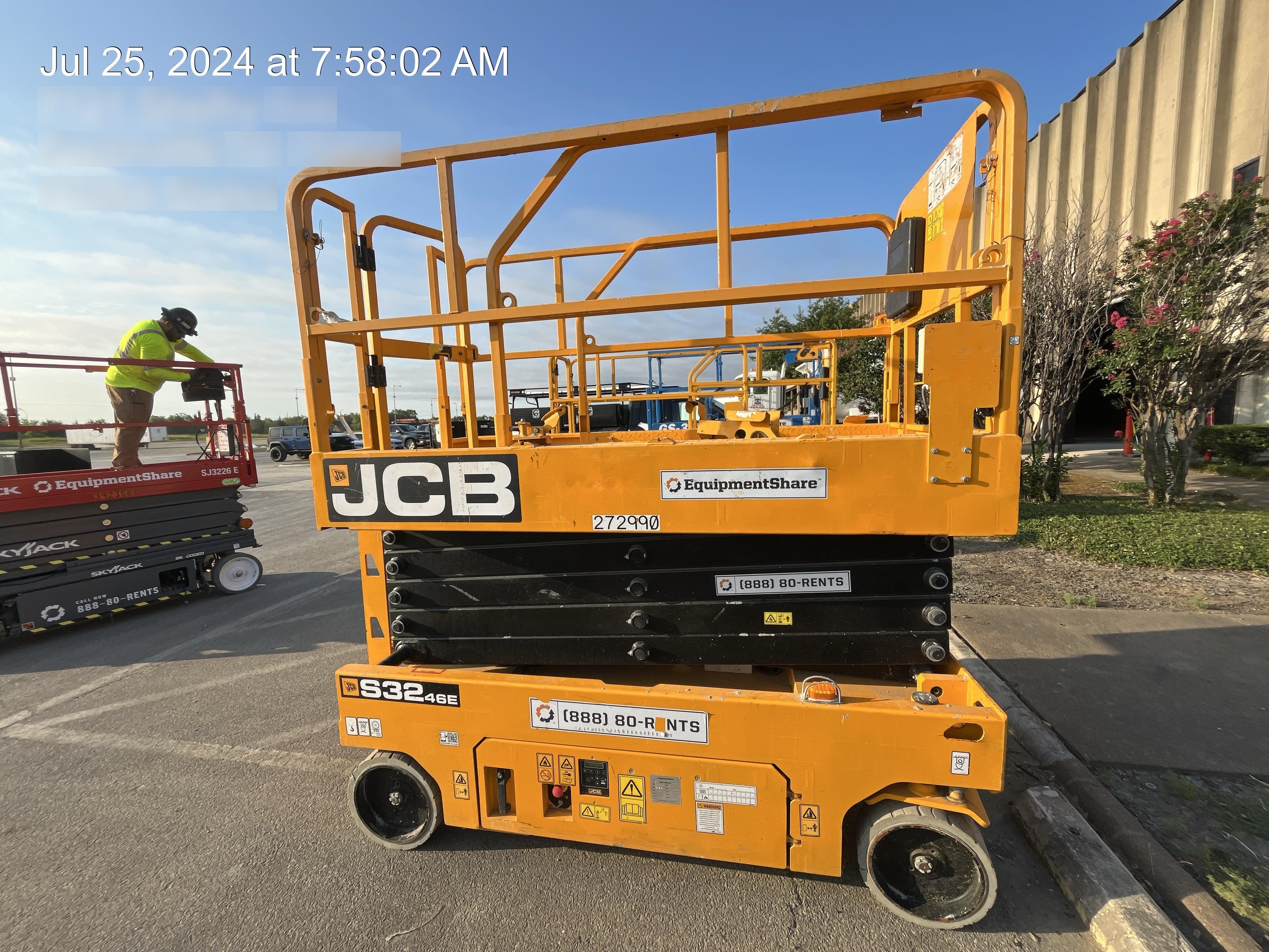 2022 JCB S3246E