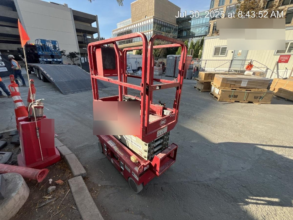 2020 MEC 1330SE Solid NM Tires, Steel Swing out Doors, LCS, Beacon, 900W Invertor