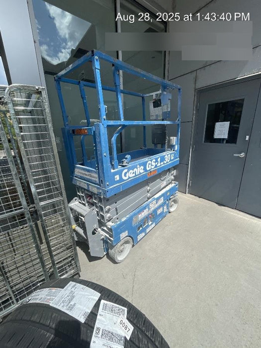 2020 Genie GS-1930 Solid Non Marking Tires, Beacon, Folding rails with half height swing gate, 800W Inverter