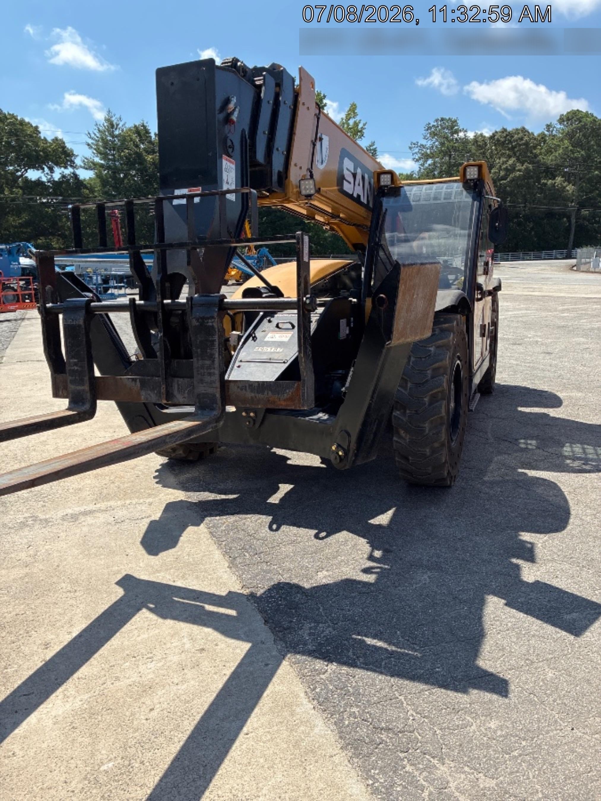 2025 SANY STH1056A