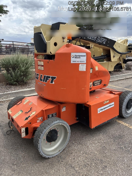 2019 JLG E400AJPN